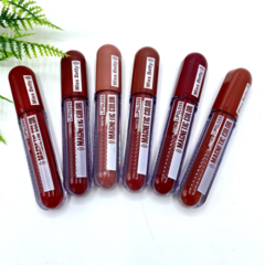 Labial Matte Tonos Rojos/Nude Miss Betty