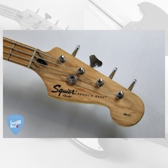 Imagen de SQUIER by FENDER Bronco Bass Affinity Series Bajo Torino Red escala corta