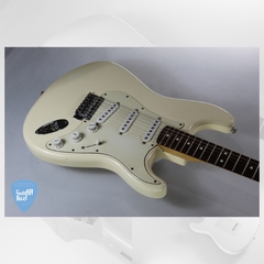 FENDER Stratocaster Standard MEXICO 2006 Vintage White Guitarra Electrica - GuitarBazar