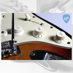 FENDER Stratocaster HIGHWAY ONE U.S.A. 60th Anniversary Guitarra Electrica - tienda online