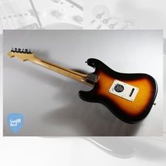 FENDER Stratocaster Standard MEXICO 2004 Sunburst Guitarra Electrica - tienda online