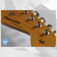 FERNANDES R8 Stratocaster The Revival Japan 1984 Guitarra Electrica - comprar online