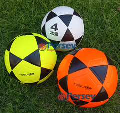 Pelota Futsal Teslar medio pique nro 4 Termosellada