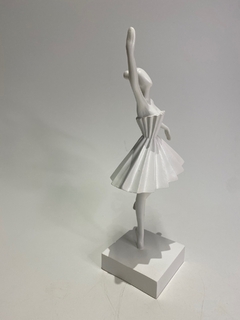 ESCULTURA BAILARINA EM POLIRESINA - 12765 - loja online