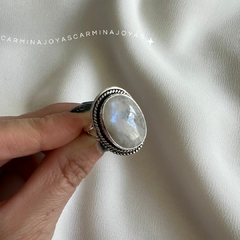 ANILLO PLATA Y PIEDRA LUNAR - comprar online