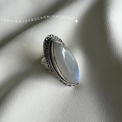 ANILLO PLATA Y PIEDRA LUNAR - comprar online