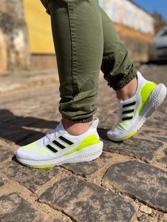 Tênis Adidas Ultraboost 21 - loja online