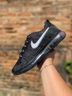 Tênis Nike Air VaporMax Flyknit na internet