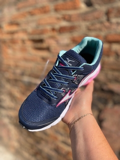 Tênis Mizuno Wave Nirvana 9