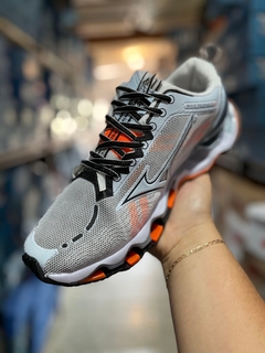 Tênis Mizuno Wave Prophecy X