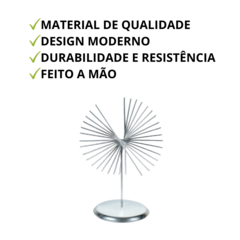 Escultura Enfeite De Ferro Prateado Decorativo Para Mesa na internet