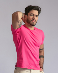 CAMISETA ROSA na internet