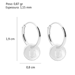 Argola Prata + Pingente letra redondo 0,8cm