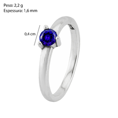 40% OFF Anel Prata Solitário Liso Zircônia Azul - Via Vizzon Atacado