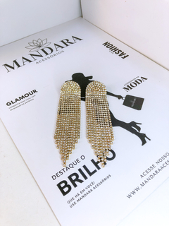 brincos com franjas e strass dourados - comprar online