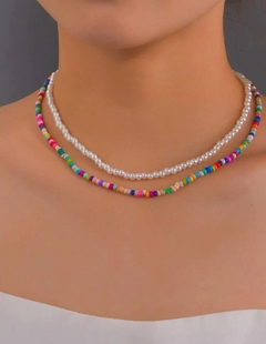 choker miçanguinhas coloridas