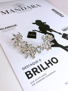 brinco ear cuff luxuoso com pedras na internet