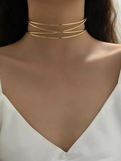 choker rigida prata ou dourada - ajustavel na internet