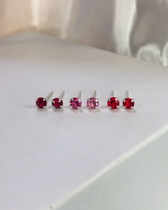 trio de brincos de prata 925 com zircônias rosa