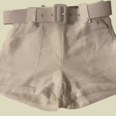 Short linho branco com cinto - loja online