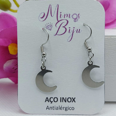 Brinco em aço inox - meia lua