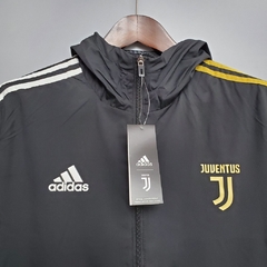 JAQUETA CORTA VENTO JUVENTUS PRETA - comprar online