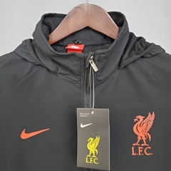 JAQUETA CORTA VENTO LIVERPOOL PRETA - comprar online