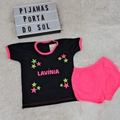 Pijamas neon estrelas na internet