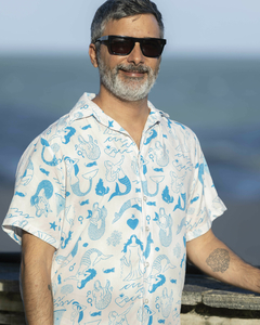 Camisa Botão Unissex Adulto Rainha do Mar na internet