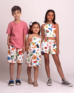 Vestido Alçinha Florescer - Firulinha - Roupa colorida  para toda família. 