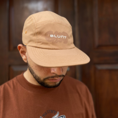 BONÉ FIVE PANEL BLUNT - MARROM - loja online