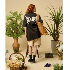 CAMISETA OVER WAYNE BLUNT - PRETO - comprar online