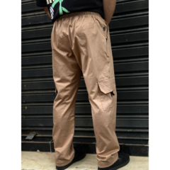 Calça sarja cargo Orange Brand (Cáqui) - Planet Street