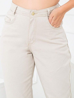 Calca Jeans Mom areia