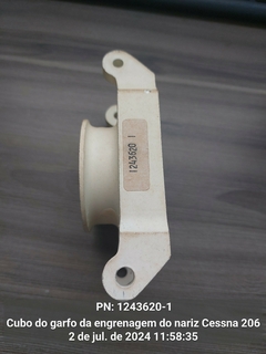 Cessna 206 Nose Gear Fork Hub / PN: 1243620-1 - comprar online