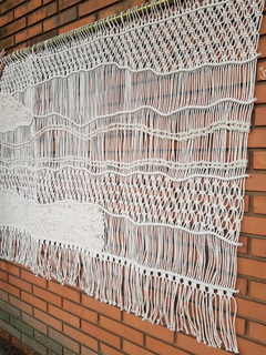 Painel Casulo em macrame na internet