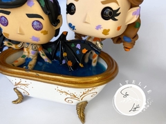 Funko Pop Feyre e Rhys Banheira - loja online