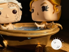 Rowan e Aelin na banheira - comprar online