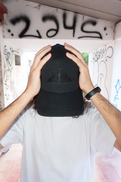 gorra "PIRBLACK" black en internet