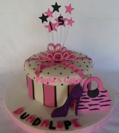 TORTA SHOE BOX / CAJA REGALO