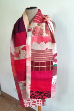 Bufanda ROSEDAL ​Realizada con linos de excelente calidad.180 x 30 cm. Reversible en internet