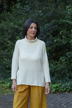 SWETER COLOR CRUDO- Polera Hilado de seda natural y algodón T1 - Busto 110 cm-Largo 60 cm T2 – Busto 120 cm - Largo 60cm