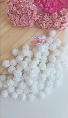 POMPOM DE MALHA 1,5CM PACOTE COM 15 UND