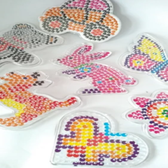 1000 Hama Beads Colores Mixtos +5 Bases+5 Pinzas+5 Papeles en internet