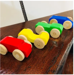 Dos Autitos En Madera Montessori Coloridos Didácticos Motricidad - comprar online