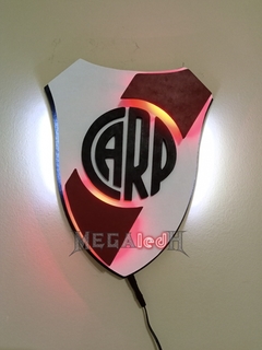 CUADRO LED RIVER/ESCUDO 2022 en internet