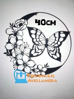 LUNA CON MARIPOSA Y FLORES