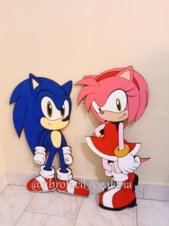 PERSONAJES PARA COLGAR/DECORAR SONIC/AMY