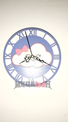 RELOJ DE PARED INFATIL MODELO NUBE en internet