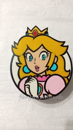 CAJA CON FORMA PRINCESA PEACH